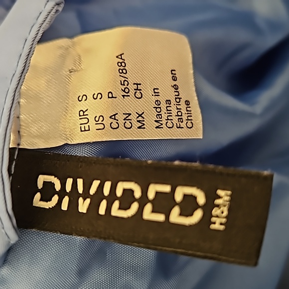 Puffer Jacket - Picture 2 of 3